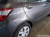  Toyota  Yaris TOYOTA  / 2017 / 5P / BERLINA 1.5 HYBRID BUSINESS #55