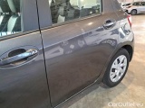  Toyota  Yaris TOYOTA  / 2017 / 5P / BERLINA 1.5 HYBRID BUSINESS #62