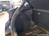  Toyota  Yaris TOYOTA  / 2020 / 5P / BERLINA HYBRID BUSINESS MY20 #110