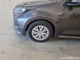  Toyota  Yaris TOYOTA  / 2020 / 5P / BERLINA HYBRID BUSINESS MY20 #58