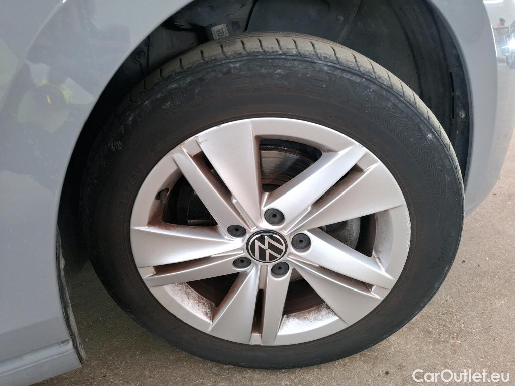  Volkswagen  Golf  VOLKSWAGEN / 2020 / 5P / Berline 1.5 eTSI OPF 150 DSG7 Life 1st #6
