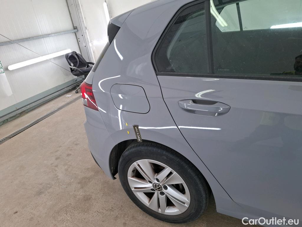  Volkswagen  Golf  VOLKSWAGEN / 2020 / 5P / Berline 1.5 eTSI OPF 150 DSG7 Life 1st #13