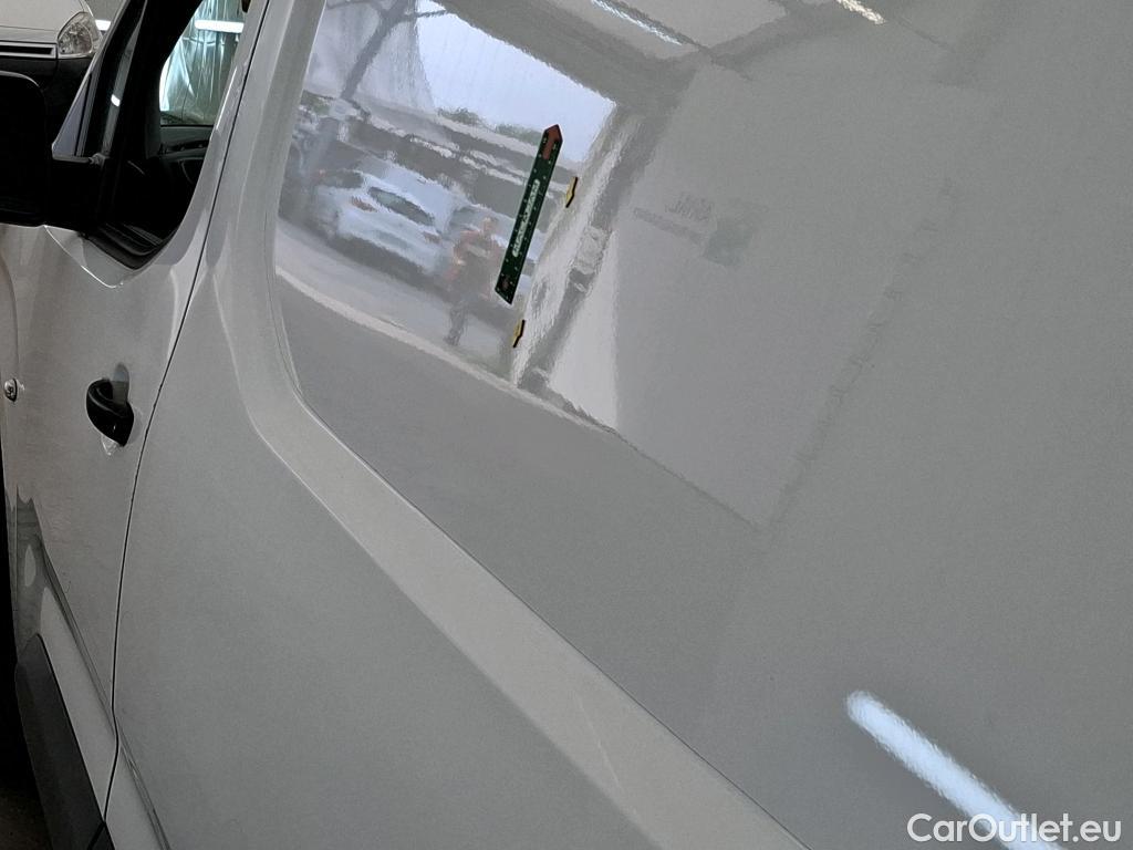  Citroen  Berlingo  Fourgon Club XL 950 1.5 BlueHDi 100CV BVM5 E6dT #12