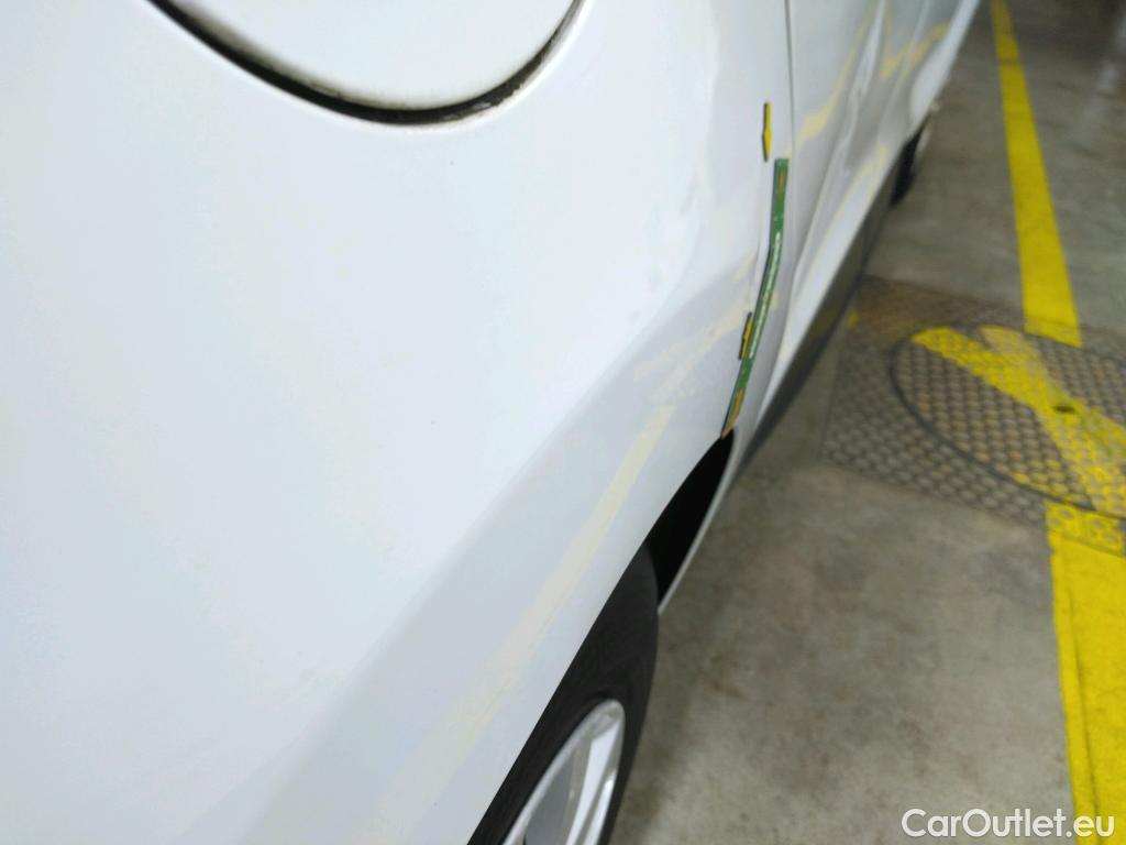  Renault  Clio  IV Air MediaNav 1.5 dCi 90CV BVM5 E6 #2