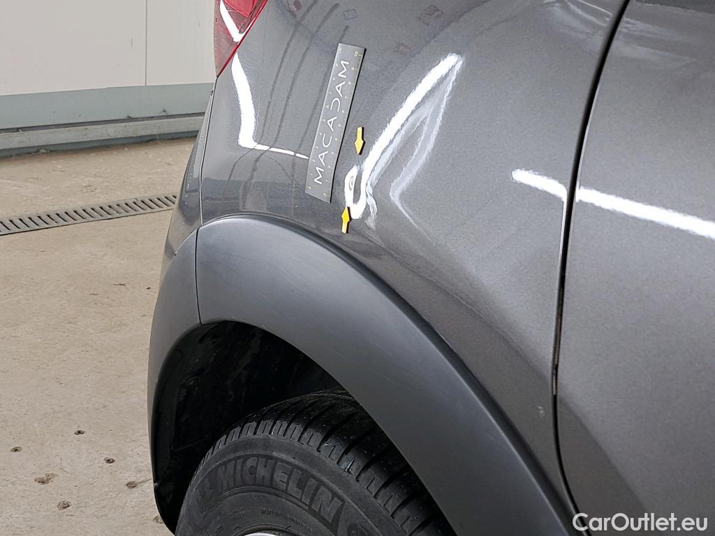  Citroen  C3 CITROEN  / 2016 / 5P / Berline PureTech 82 S&S BVM Feel Business #9
