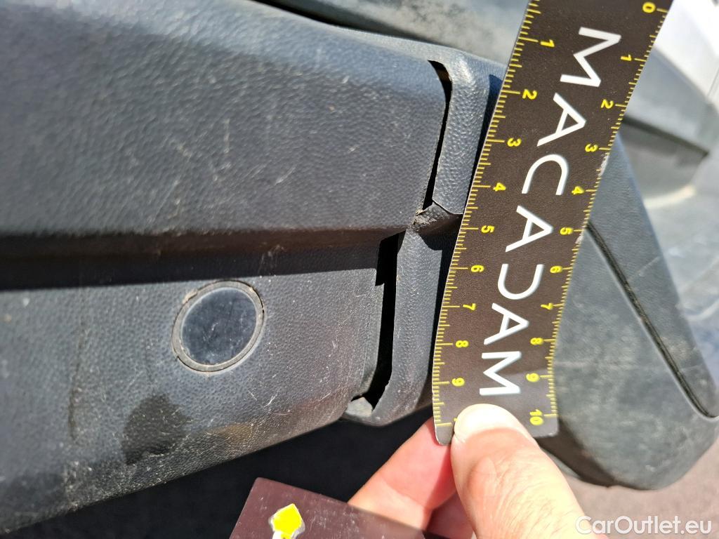  Volkswagen  Crafter  Fourgon Fourgon 35 mittellang mit Hochdach 4Motion 2.0 #47
