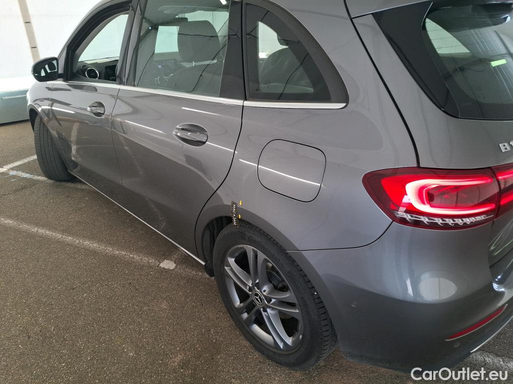  Mercedes  B-Klasse MERCEDES-BENZ Classe B / 2019 / 5P / monospace B 180 d Business Line Edition BA7 #9