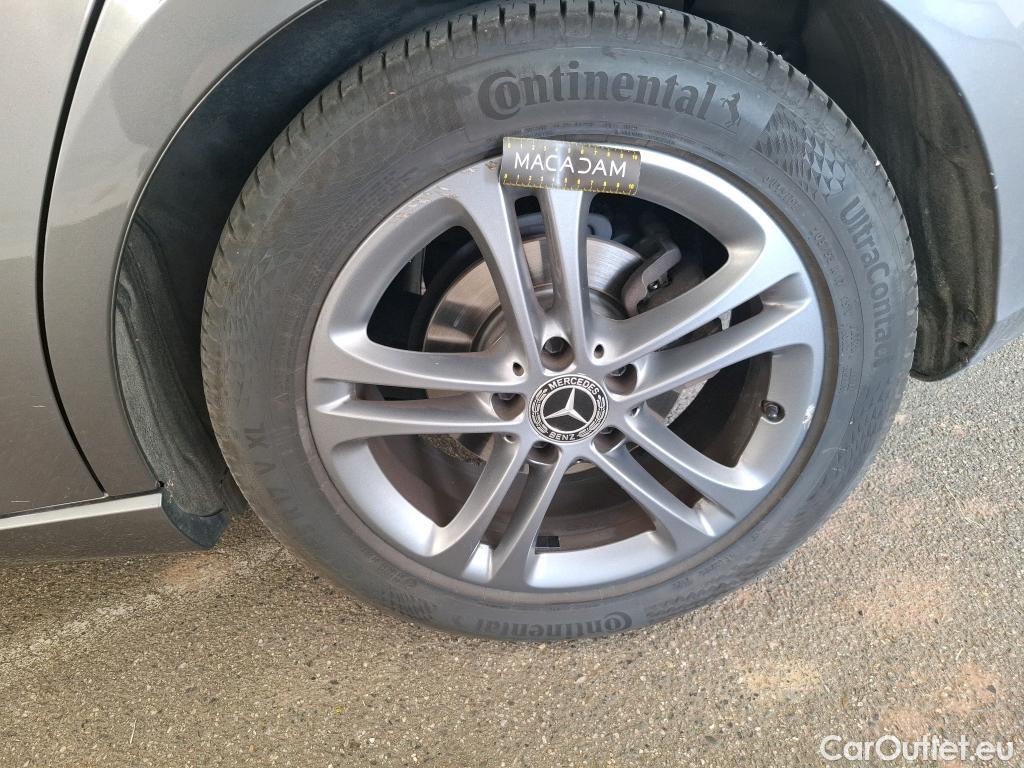  Mercedes  B-Klasse MERCEDES-BENZ Classe B / 2019 / 5P / monospace B 180 d Business Line Edition BA7 #6