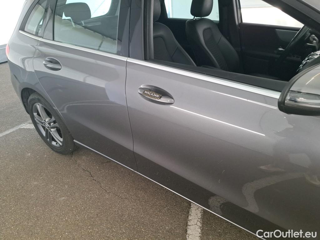  Mercedes  B-Klasse MERCEDES-BENZ Classe B / 2019 / 5P / monospace B 180 d Business Line Edition BA7 #14