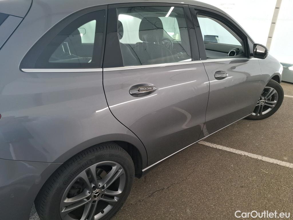  Mercedes  B-Klasse MERCEDES-BENZ Classe B / 2019 / 5P / monospace B 180 d Business Line Edition BA7 #12