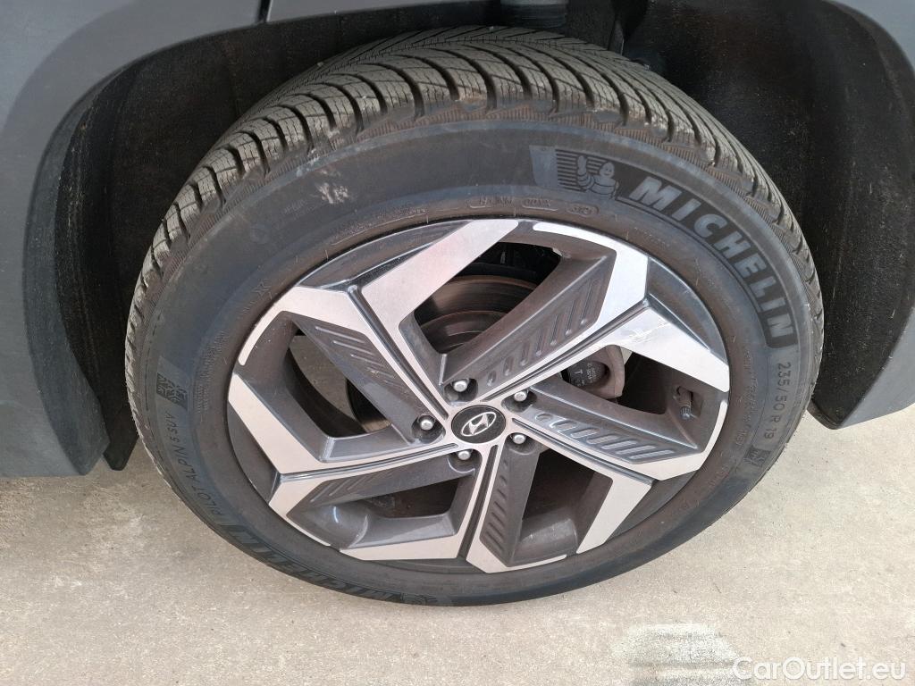  Hyundai  Tucson  Executive Plug-In Hybrid 4WD 1.6 T-GDI 265CV BVA6 E6d #25