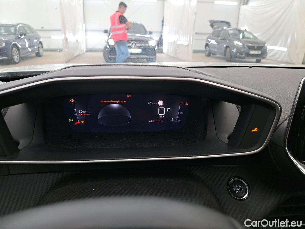  Peugeot  2008  Allure Business 1.5 HDi 130CV BVA8 E6d #17