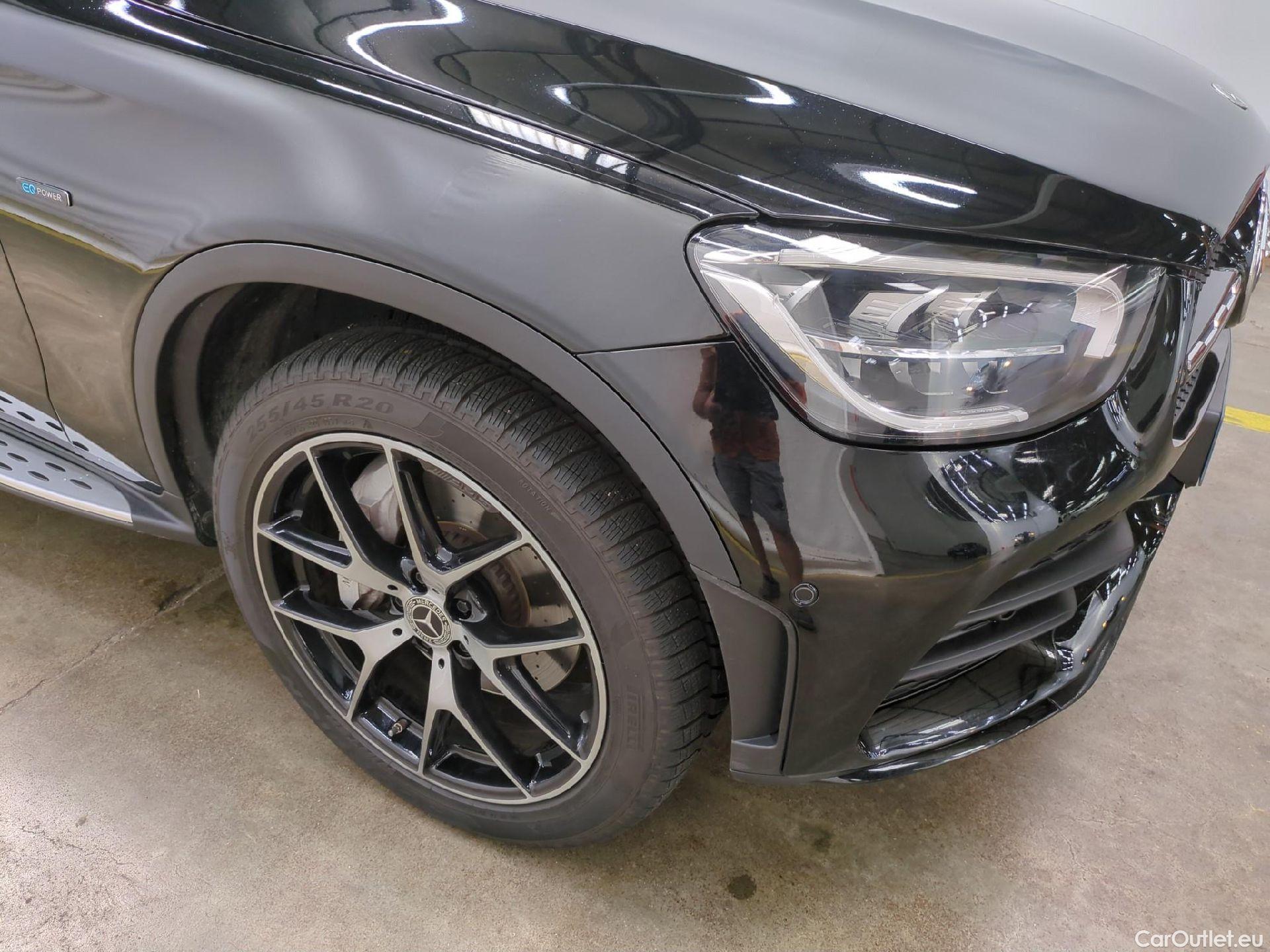  Mercedes  G-Klasee MERCEDES-BENZ GLC / 2019 / 5P / SUV GLC 300 e AMG Line 4Matic #24