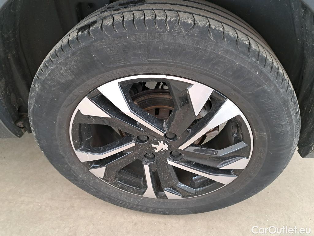  Peugeot  2008  Allure Business 1.5 HDi 130CV BVA8 E6d #10