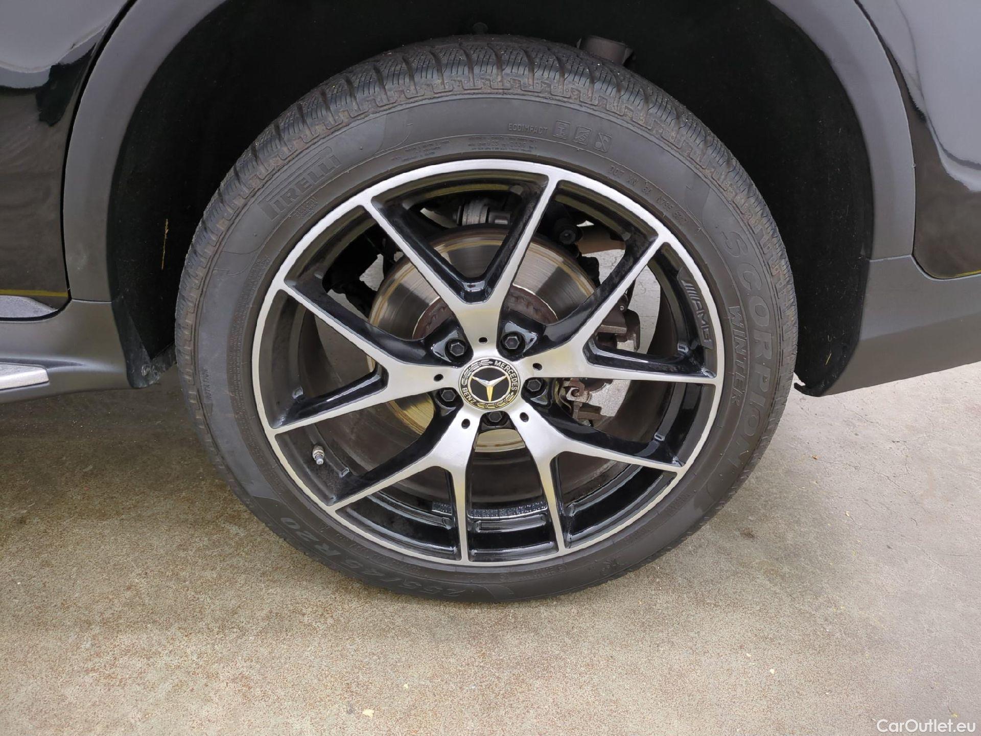  Mercedes  G-Klasee MERCEDES-BENZ GLC / 2019 / 5P / SUV GLC 300 e AMG Line 4Matic #8