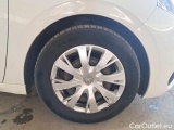  Peugeot  208 PEUGEOT  / 2015 / 5P / BERLINA VAN ACTIVE BLUEHDI 75CV #15