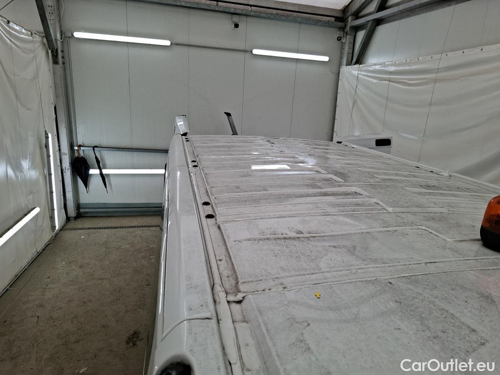 Renault  Trafic RENAULT  / 2019 / 4P / Fourgon tole CA GCF L2H1 1200 dCi 120 #6