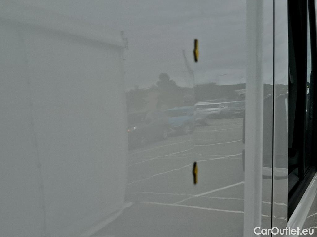  Volkswagen  Crafter  Fourgon Fourgon 30 mittlerer Radstand mit Hochdach FWD 2.0 #33