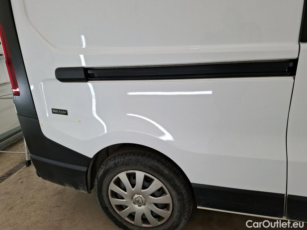  Renault  Trafic RENAULT  / 2019 / 4P / Fourgon tole CA GCF L2H1 1200 dCi 120 #9