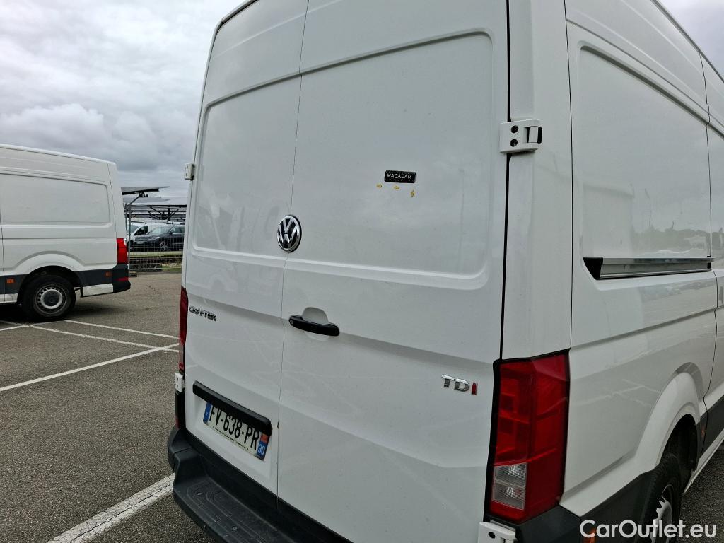  Volkswagen  Crafter  Fourgon Fourgon 30 mittlerer Radstand mit Hochdach FWD 2.0 #95