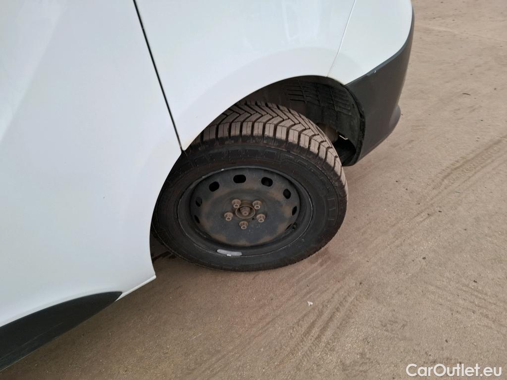  Renault  Trafic RENAULT  / 2019 / 4P / Fourgon tole CA GCF L2H1 1200 dCi 120 #35