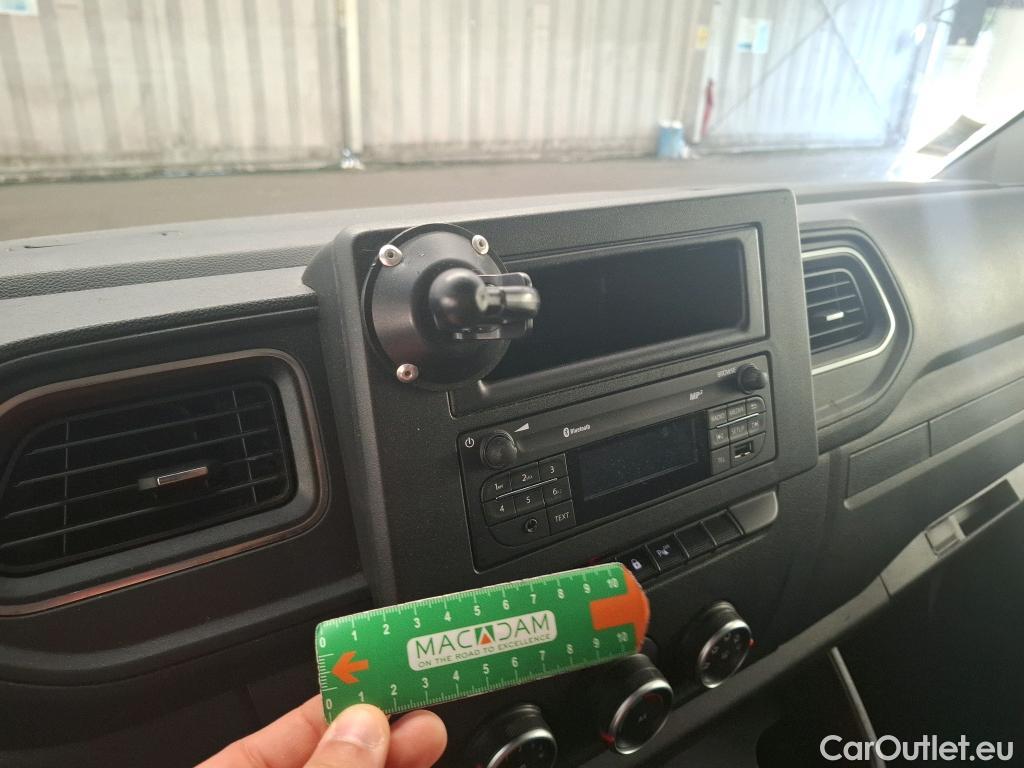  Renault  Master  III Fourgon L2H2 3 5 Grand Confort dCi 135CV BVM6 E6dT #10