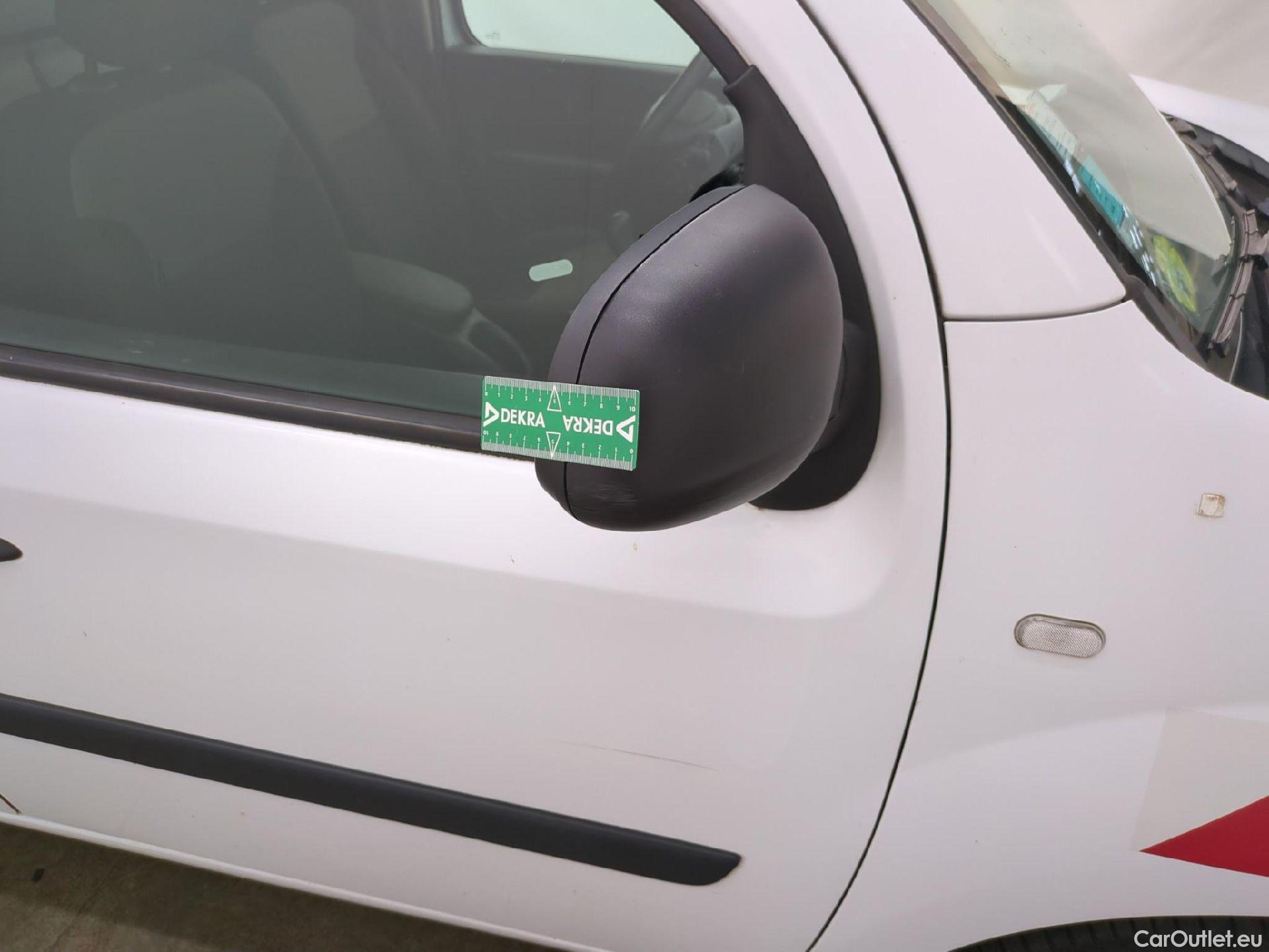  Renault  Kangoo  Express Maxi Extra (Série Spéciale) 1.5 dCi 90CV BVM5 E6 #47