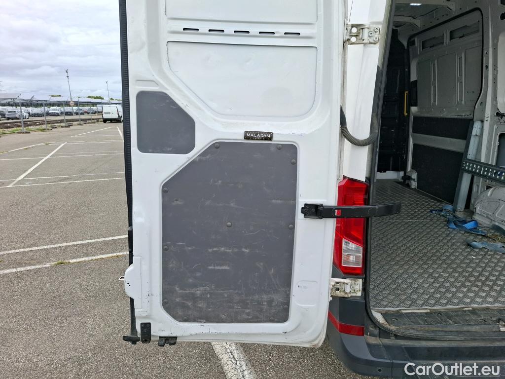  Volkswagen  Crafter  Fourgon Fourgon 30 mittlerer Radstand mit Hochdach FWD 2.0 #64