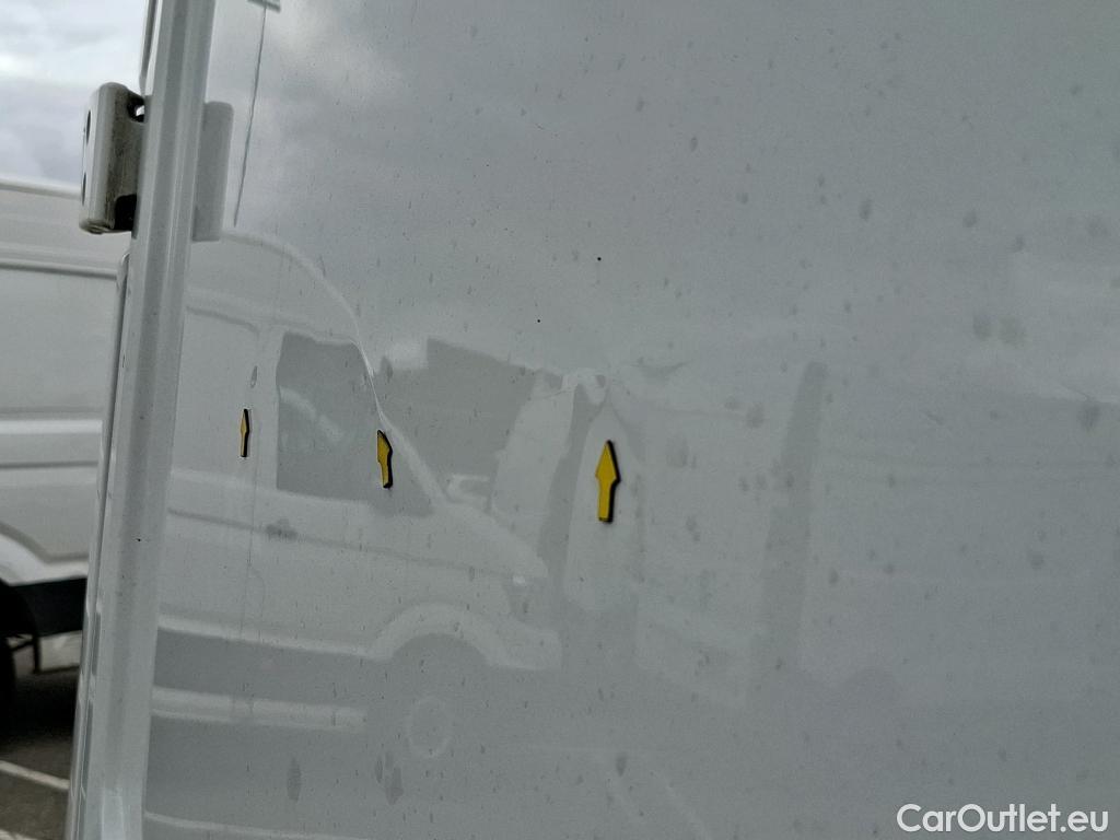  Volkswagen  Crafter  Fourgon Fourgon 30 mittlerer Radstand mit Hochdach FWD 2.0 #38