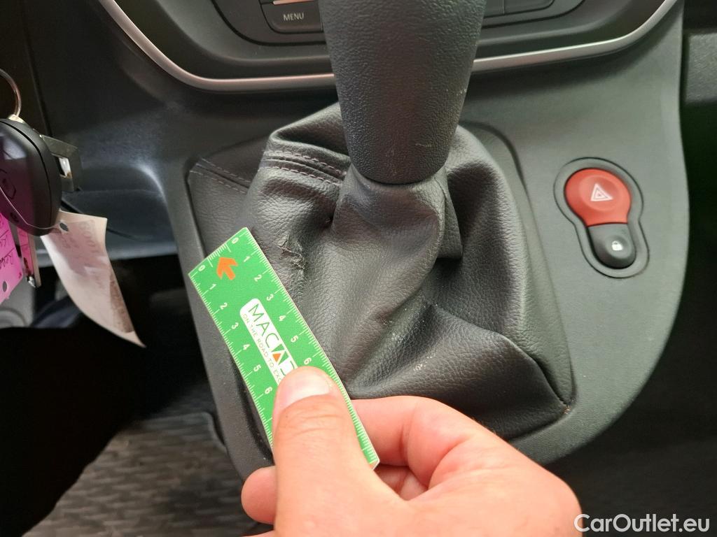  Renault  Kangoo  Express Extra (Série Spéciale) 1.5 dCi 90CV BVM5 E6 #12