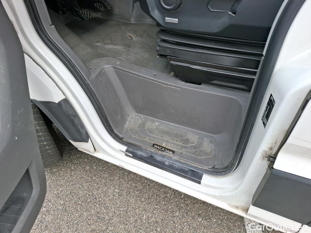  Volkswagen  Crafter  Fourgon Fourgon 30 mittlerer Radstand mit Hochdach FWD 2.0 #57