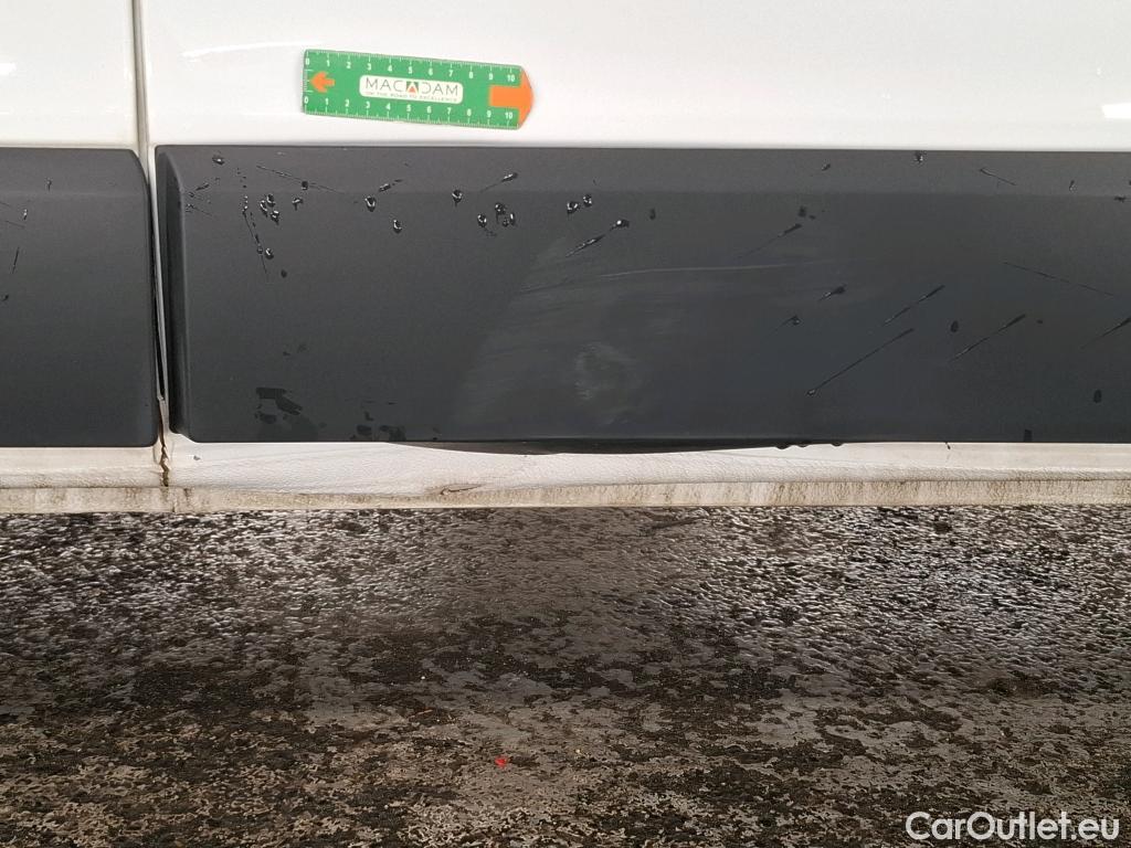  Renault  Trafic  III Fourgon Grand Confort L2H2 1200 1.6 dCi 145CV BVM6 E6dT #13