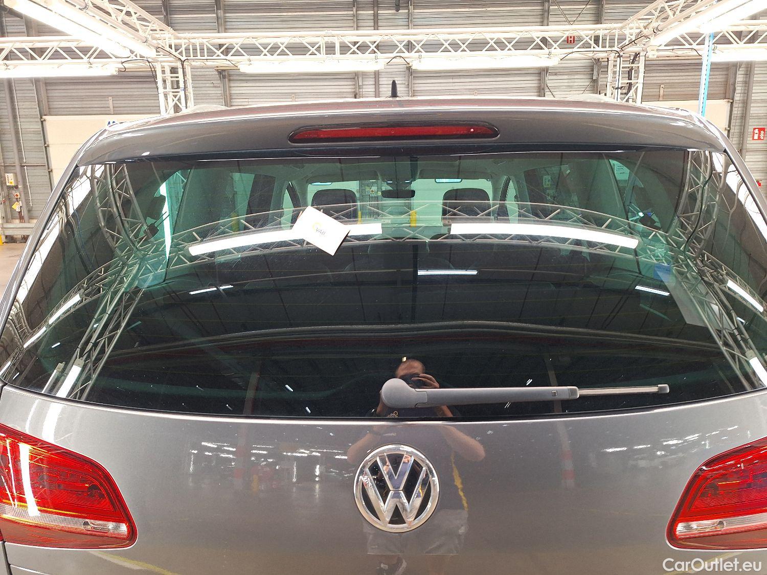  Volkswagen  Sharan VW,  '15, Volkswagen  2.0 TDI SCR 110kW DSG6 Highline 7pl #30