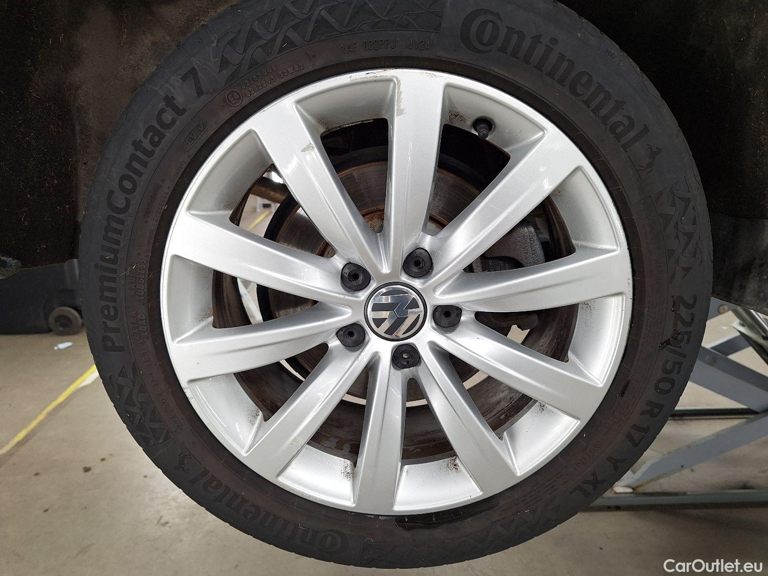  Volkswagen  Sharan VW,  '15, Volkswagen  2.0 TDI SCR 110kW DSG6 Highline 7pl #3