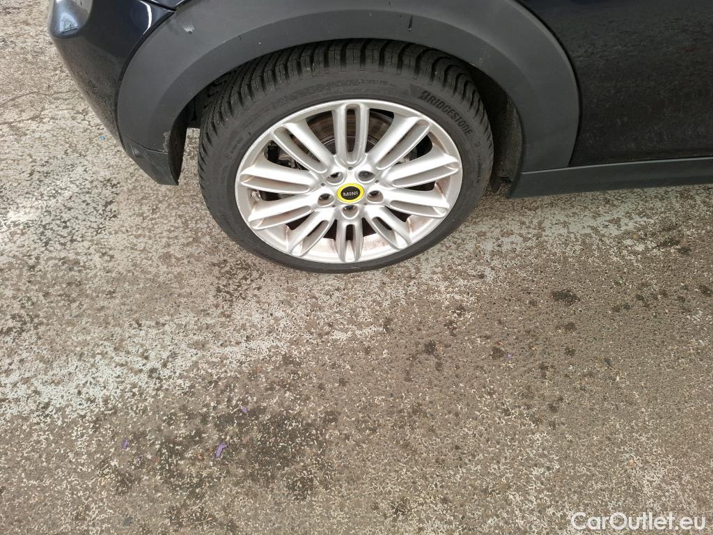  Mini  Cooper MINI Mini / 2014 / 3P / Berline  SE Finition Yours 184 ch BVA #17