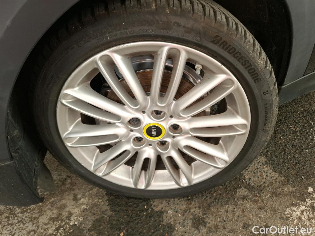  Mini  Cooper MINI Mini / 2014 / 3P / Berline  SE Finition Yours 184 ch BVA #6