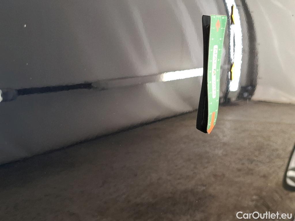  Mini  Cooper MINI Mini / 2014 / 3P / Berline  SE Finition Yours 184 ch BVA #32