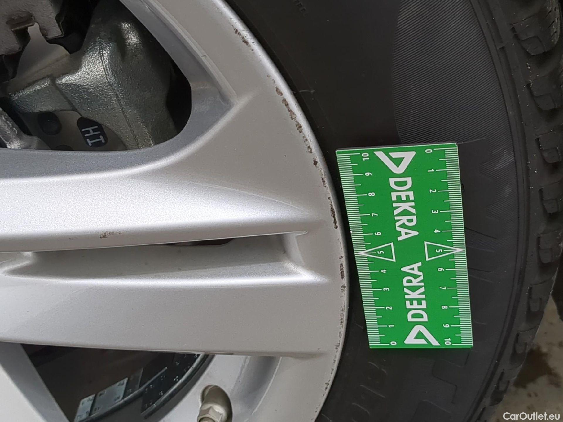  Toyota  Corolla TOYOTA  / 2018 / 5P / Berline Hybride 122h Dynamic Business #5