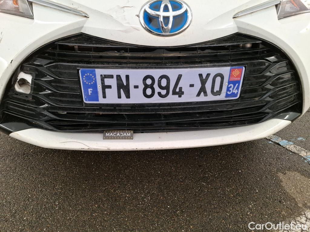  Toyota  Yaris TOYOTA  Hybride / 2017 / 5P / Berline 1.5 VVT-I HYBRID France Business #40