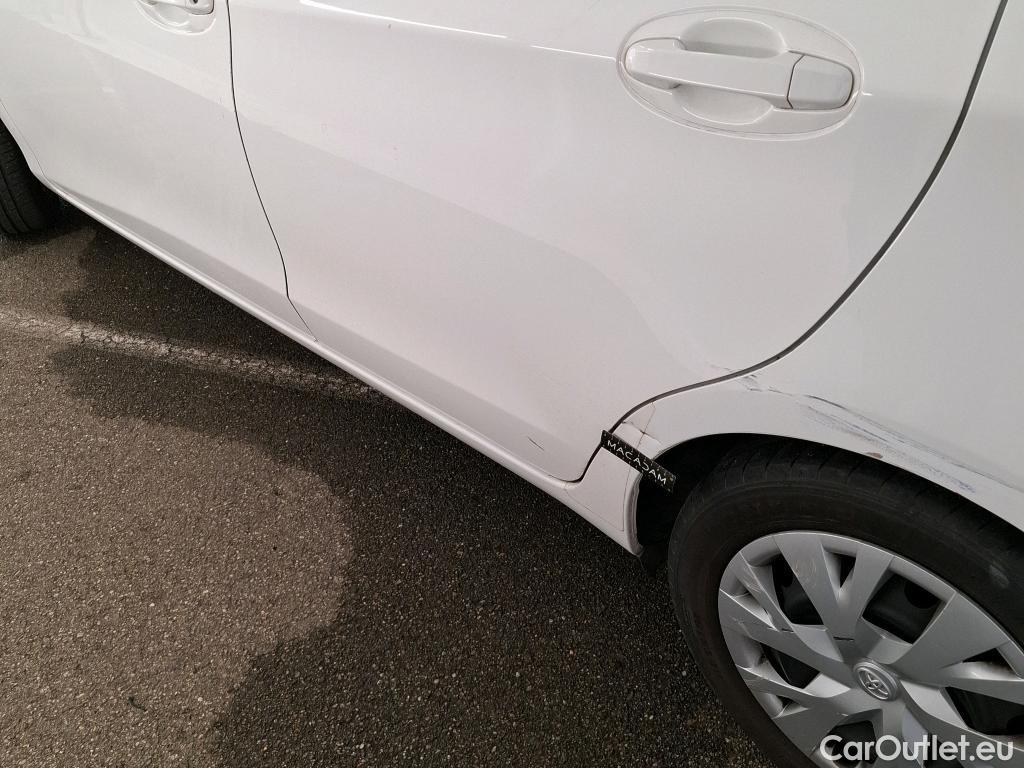  Toyota  Yaris TOYOTA  Hybride / 2017 / 5P / Berline 1.5 VVT-I HYBRID France Business #58