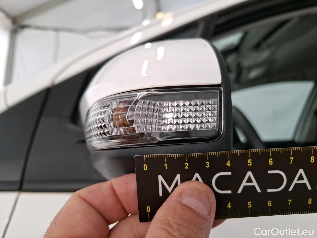 Toyota  Yaris TOYOTA  Hybride / 2017 / 5P / Berline 1.5 VVT-I HYBRID France Business #49