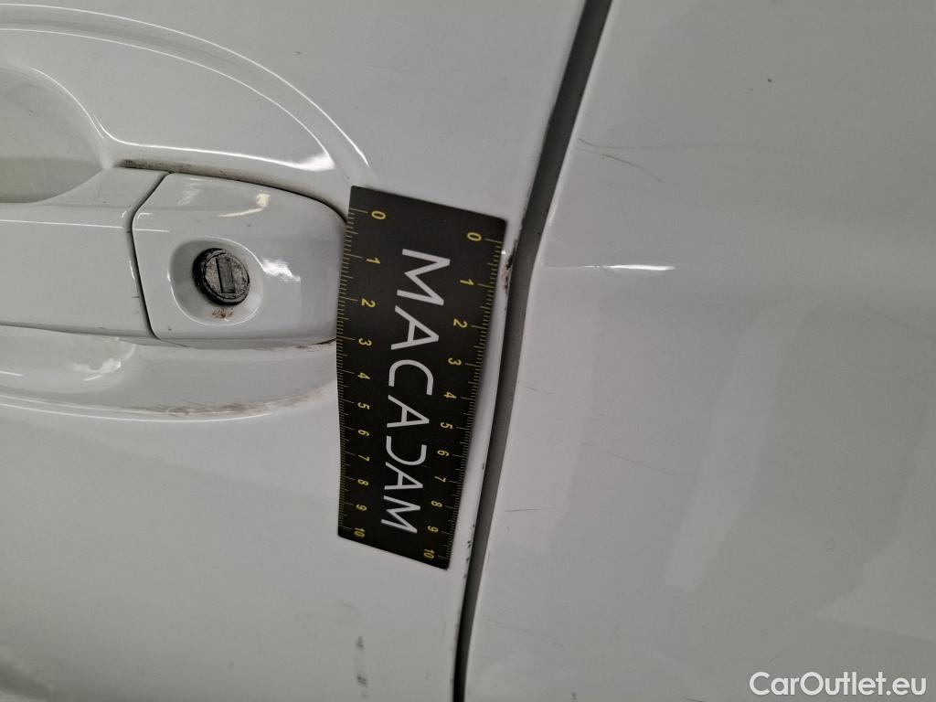  Toyota  Yaris TOYOTA  Hybride / 2017 / 5P / Berline 1.5 VVT-I HYBRID France Business #85