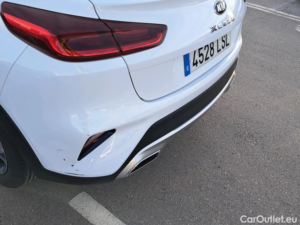  KIA  XCeed KIA  / 2019 / 5P / todoterreno 1.0 T-GDi Drive 88kW (120CV) #17