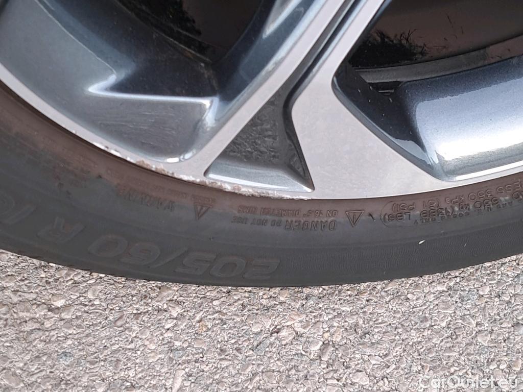  KIA  XCeed KIA  / 2019 / 5P / todoterreno 1.0 T-GDi Drive 88kW (120CV) #10