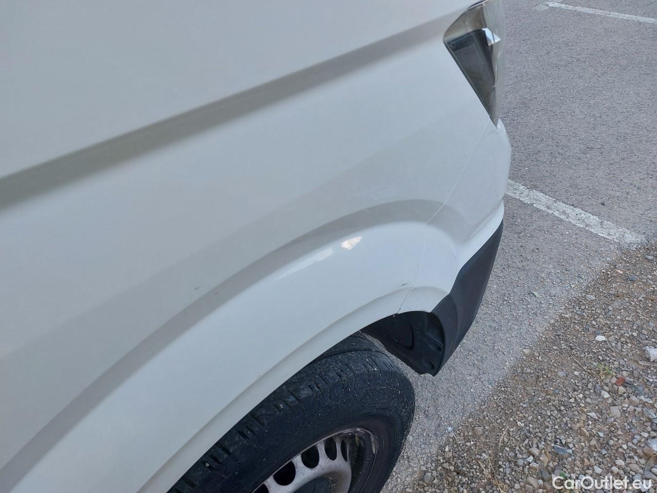  Volkswagen  Crafter  Furgón 30 Furgón BM TA FWD 2.0 TDI 140CV MT6 E6 #36
