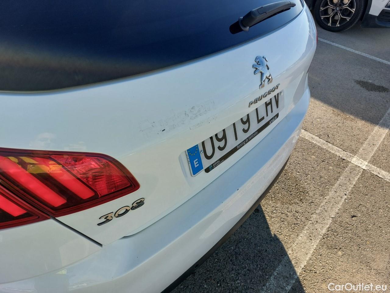  Peugeot  308  Style 1.5 HDi 100CV MT6 E6dT #14