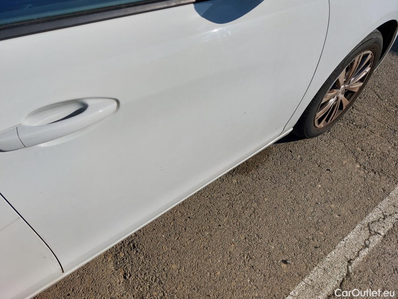  Peugeot  308  Style 1.5 HDi 100CV MT6 E6dT #22