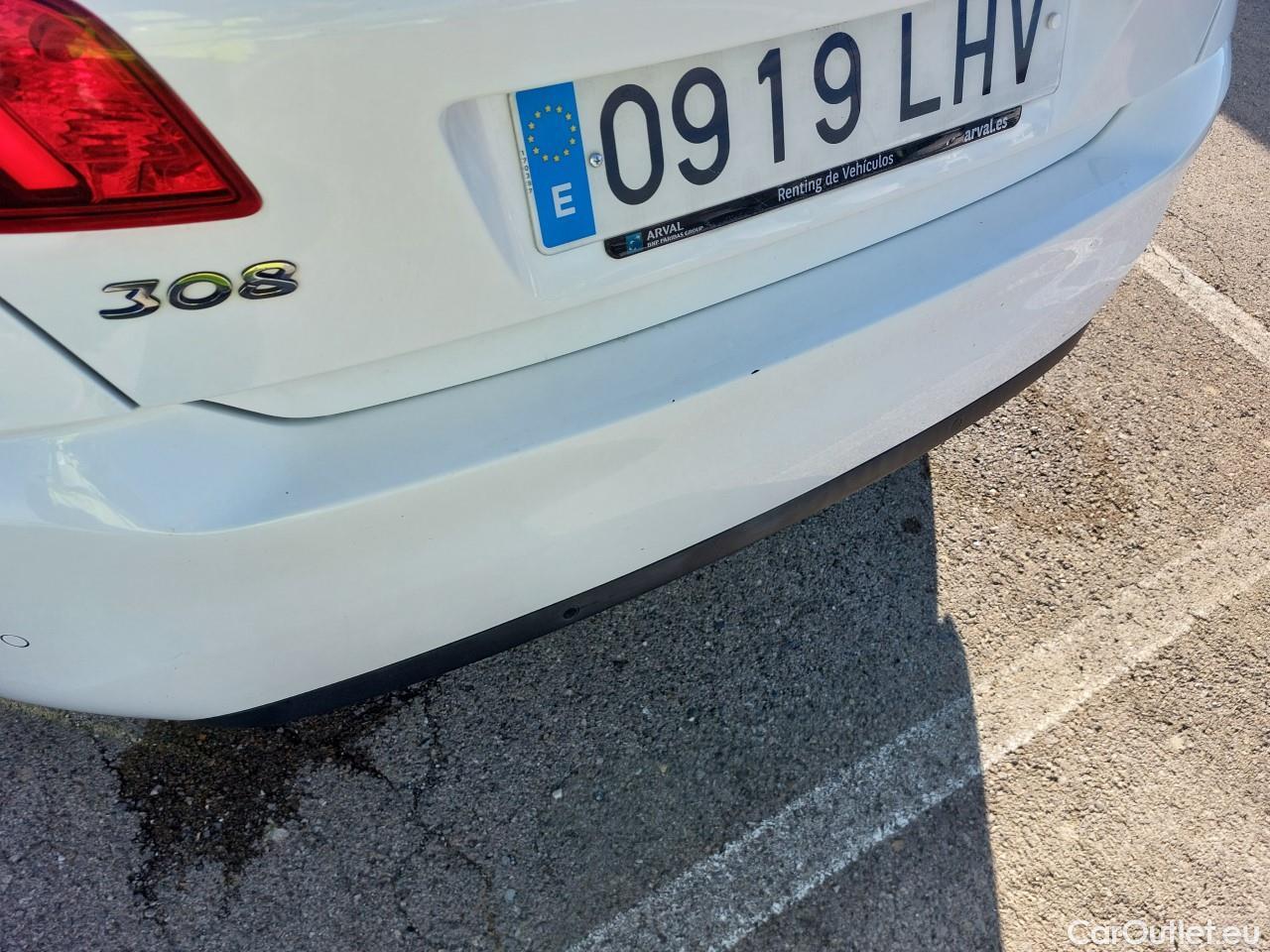  Peugeot  308  Style 1.5 HDi 100CV MT6 E6dT #15