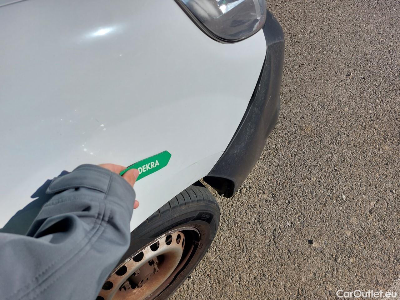  Renault  Kangoo  II Furgón Professional 1.5 dCi 95CV MT6 E6dT #29