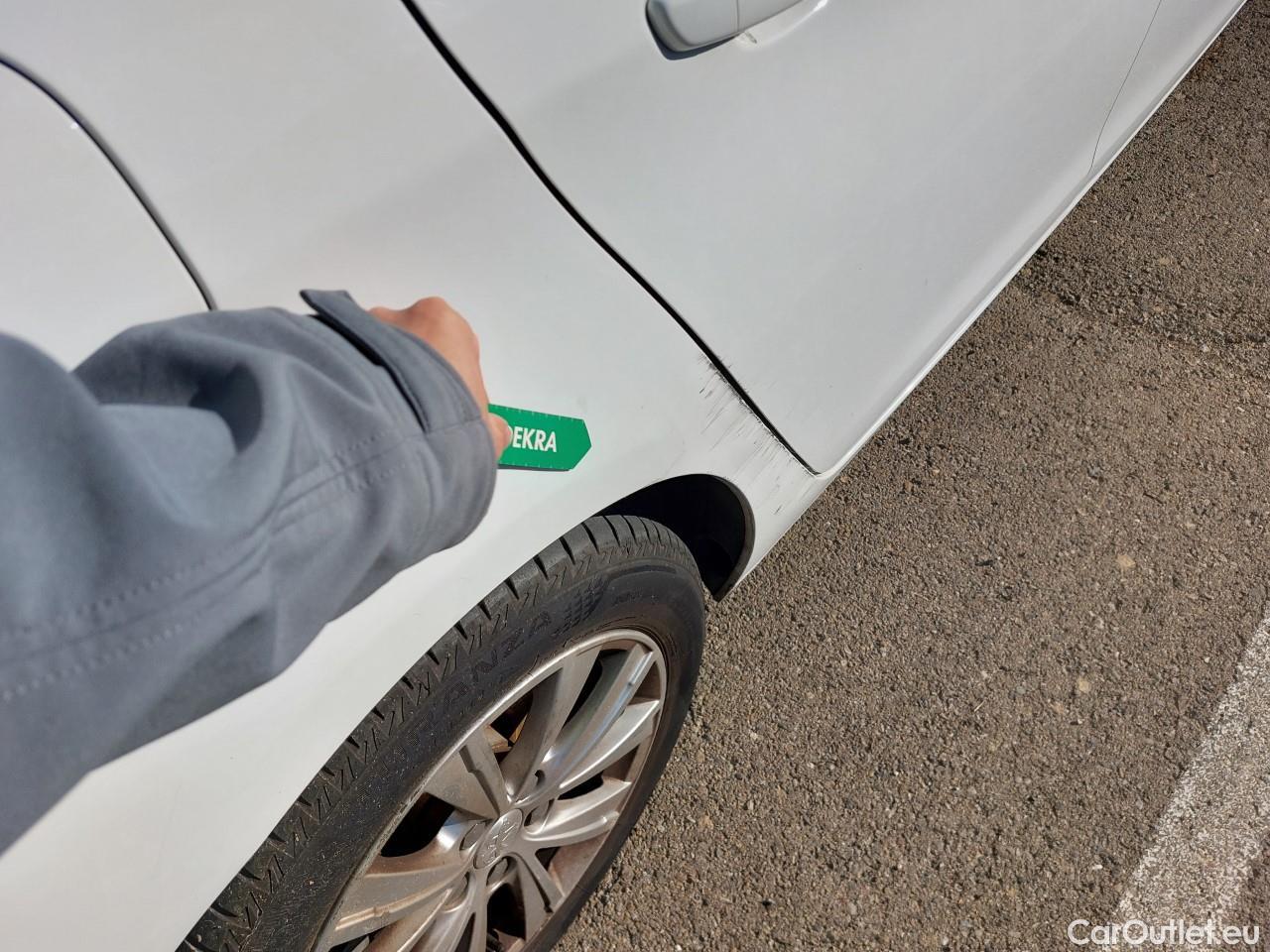  Peugeot  308  Style 1.5 HDi 100CV MT6 E6dT #18